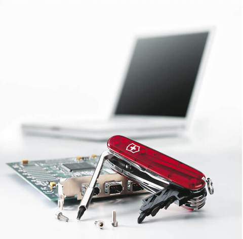 Нож Victorinox CyberTool, 91 мм, 34 функции, полупрозрачный красный 1.7725.T от прозводителя Victorinox