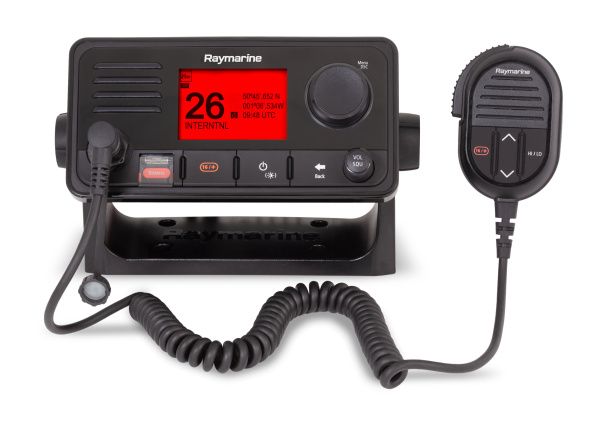 RAYMARINE Ray73 VHF Maritime Radio / integr. AIS and GPS receiver E70517 от прозводителя Raymarine