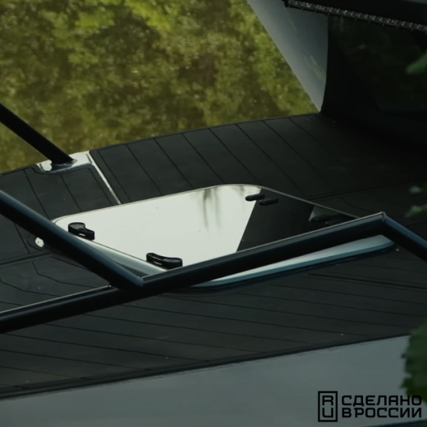 Люк палубный распашной Альбатрос 650x650 030829Т от прозводителя Техномарин